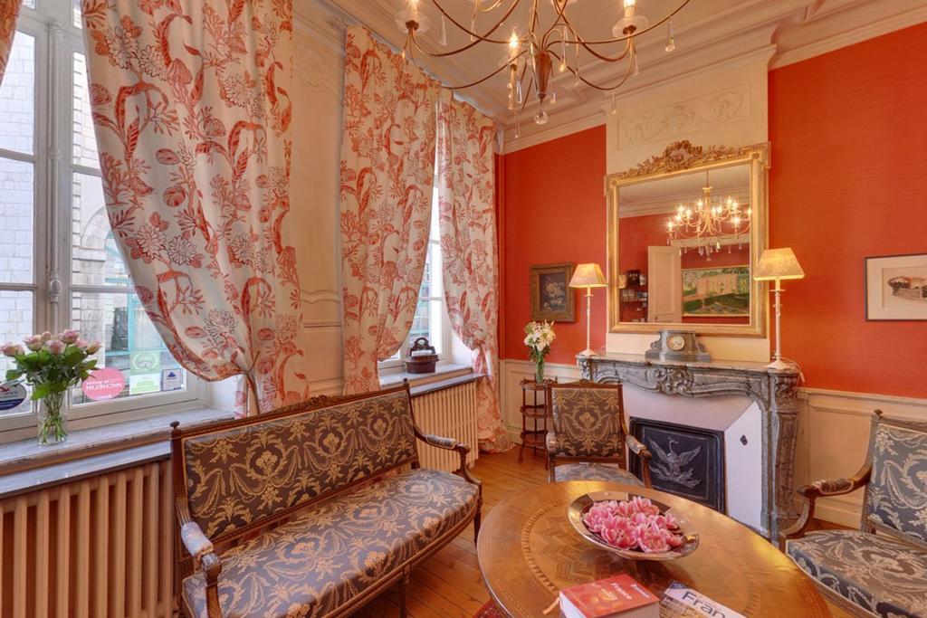 אראס Maison D'Hotes La Corne D'Or מראה חיצוני תמונה
